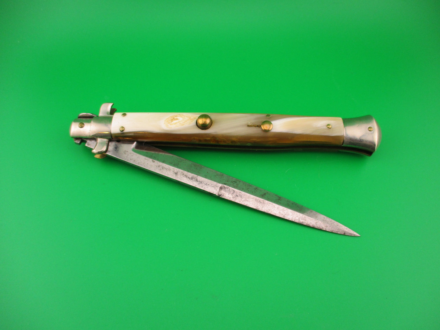 Sterile 33cm Italian Picklock Flat Guard Wasp body 1940s vintage automatic knife