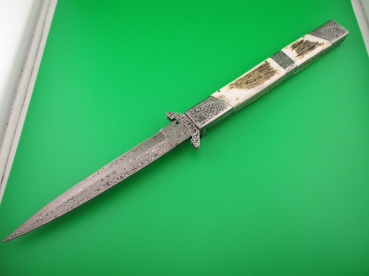 Custom 39cm Stag Damascus Prioletta Inspired Swing guard automatic knife