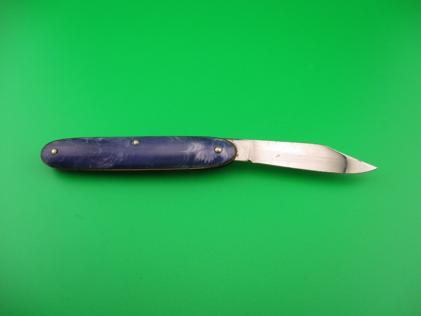 Edgemaster #108 Cigar Jack 1950s Vintage Purple swirl switchblade knife