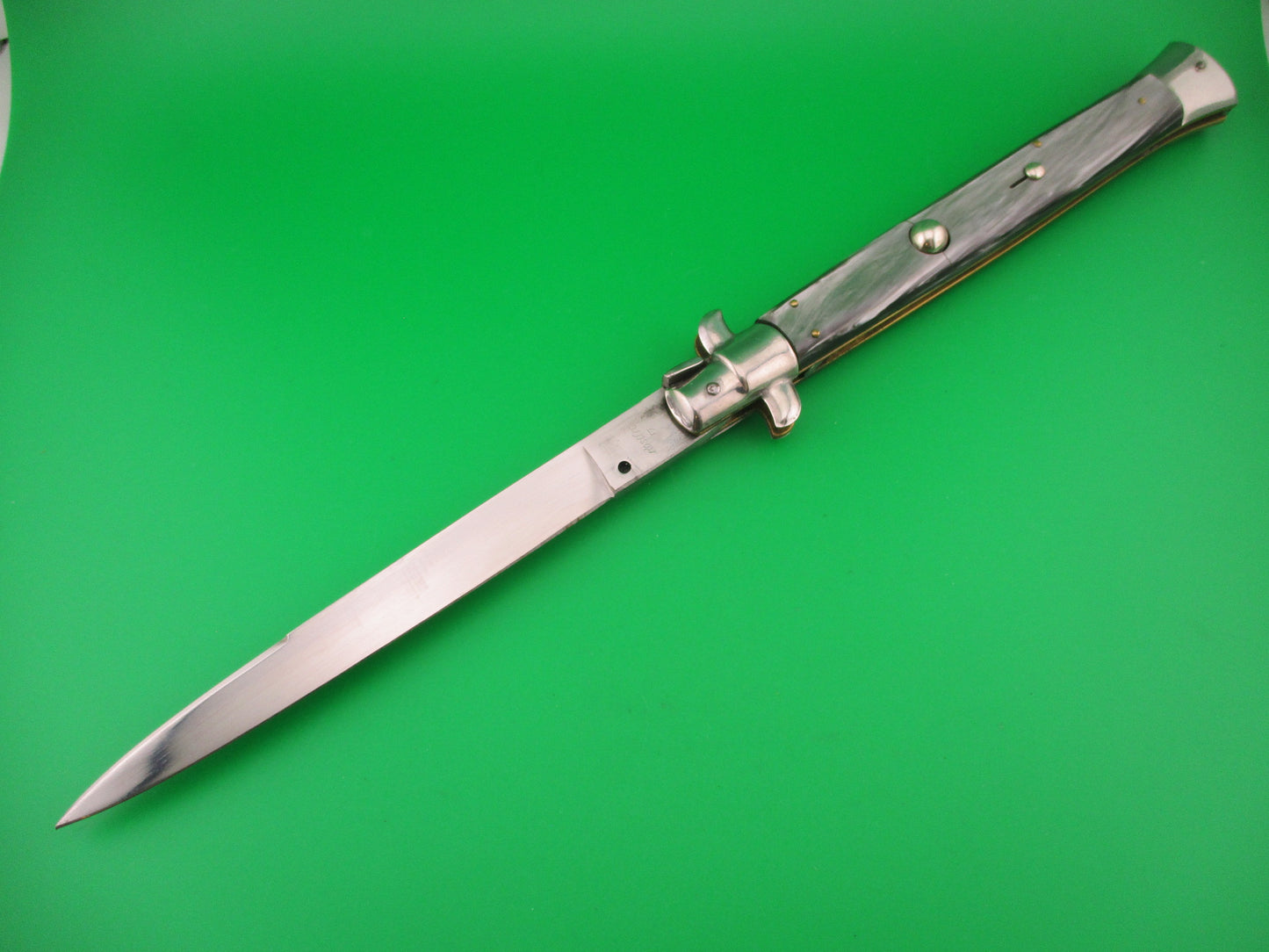 Rostfrei 7 33cm Italian Transitional Black lip pearl acrylic vintage automatic knife 4mm