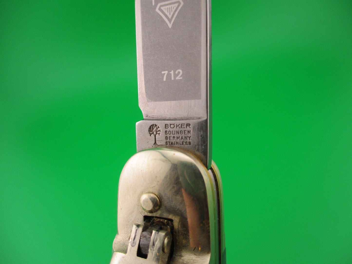 BOKER TREE BRAND CLASSIC 712 11cm German Lever automatic knife Gray bone