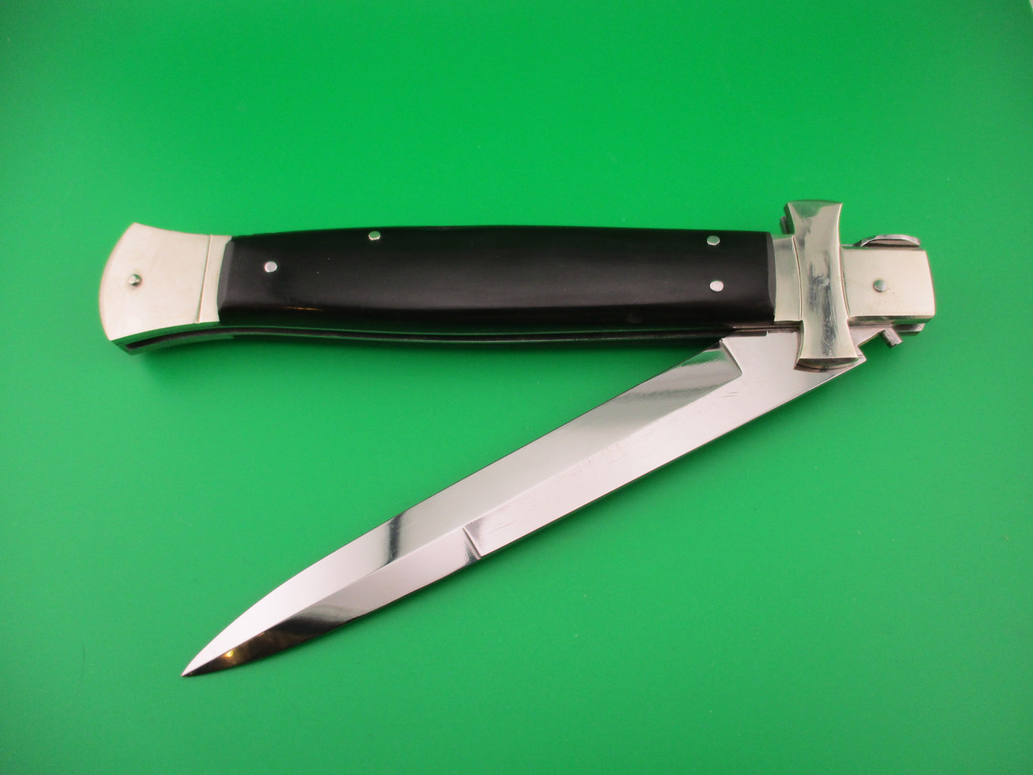 AGA CAMPOLIN DANUVIUS 40cm Italian Maltese Guard Picklock Shield button switchblade