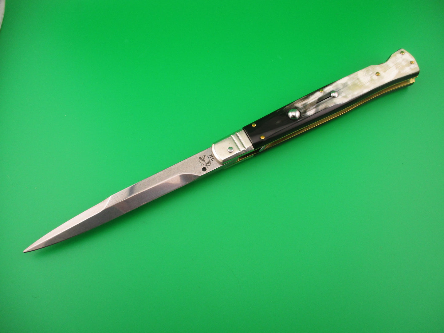 DM Dolphins 28cm Italian SHARK Bayonet lockback Horn handled automatic knife