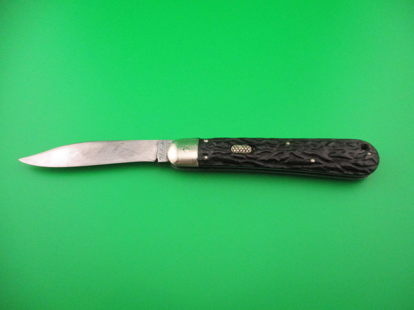 Flylock Hunter 11000 Black Wormgroove switchblade knife w/ ETCH