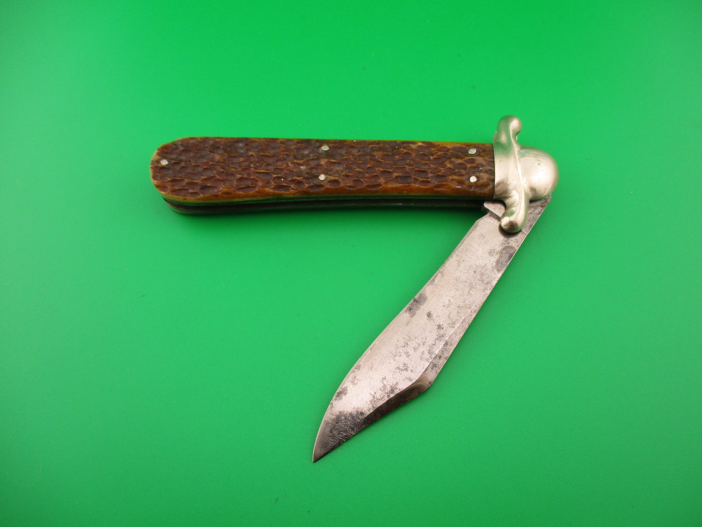 Press Button Knife Co GUARDIAN Antique switchblade knife partial etch