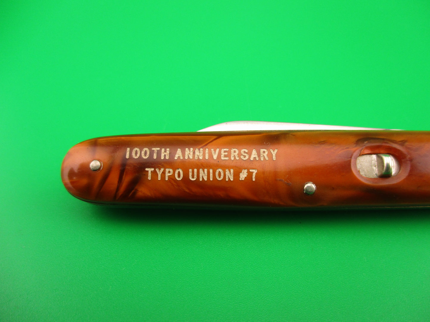 SCHRADE WALDEN Medium Double Orange Pearl Advertising MINT automatic knife