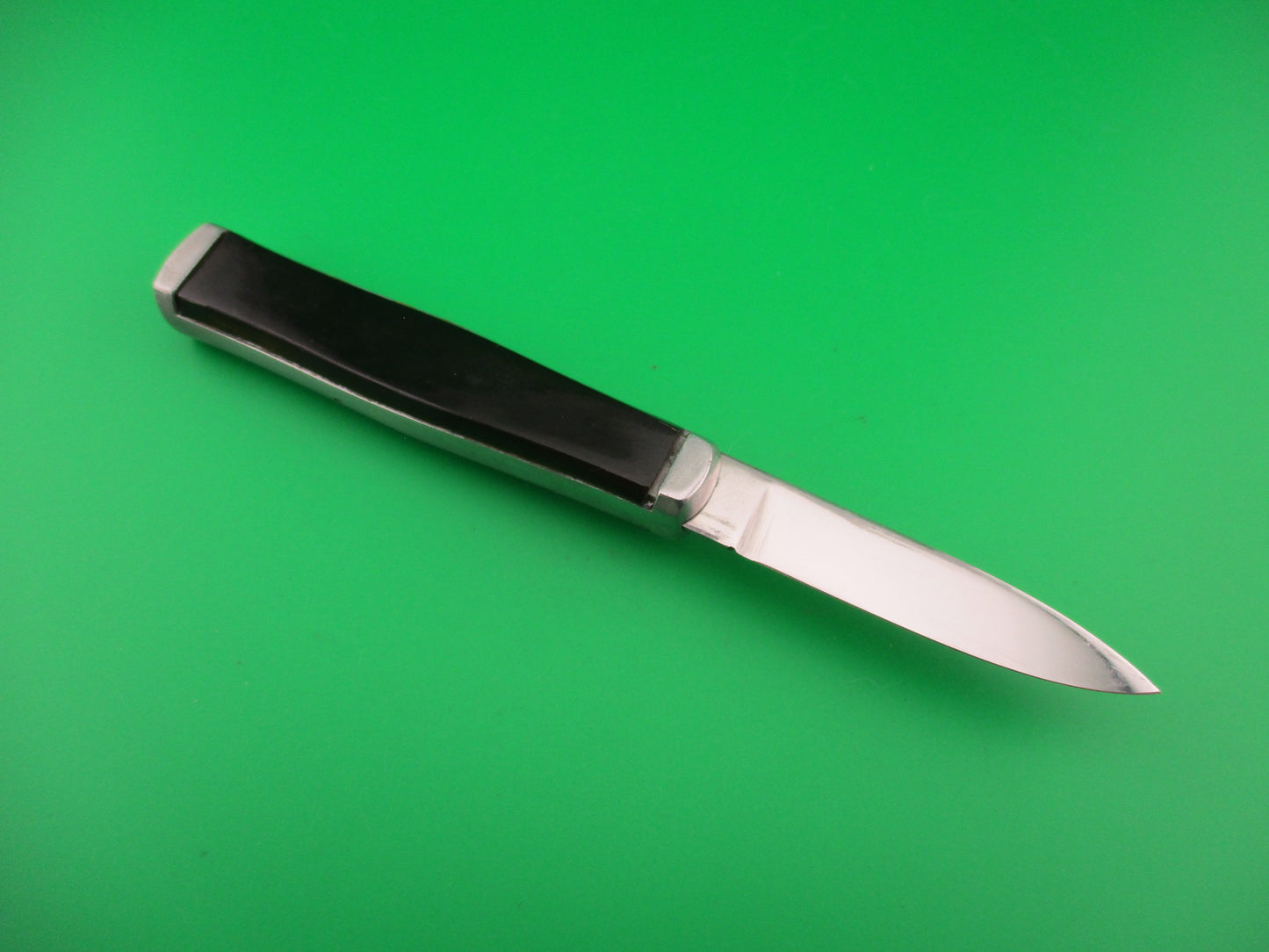 Sterile 18cm Spanish Black OTF Aluminum frame and button automatic knife