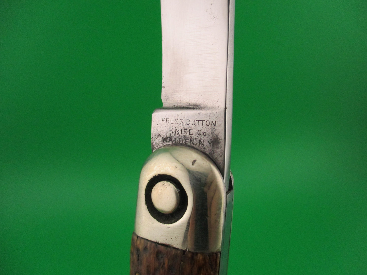 Press Button Knife Co #1000 INVINCIBLE antique bone handled switchblade knife