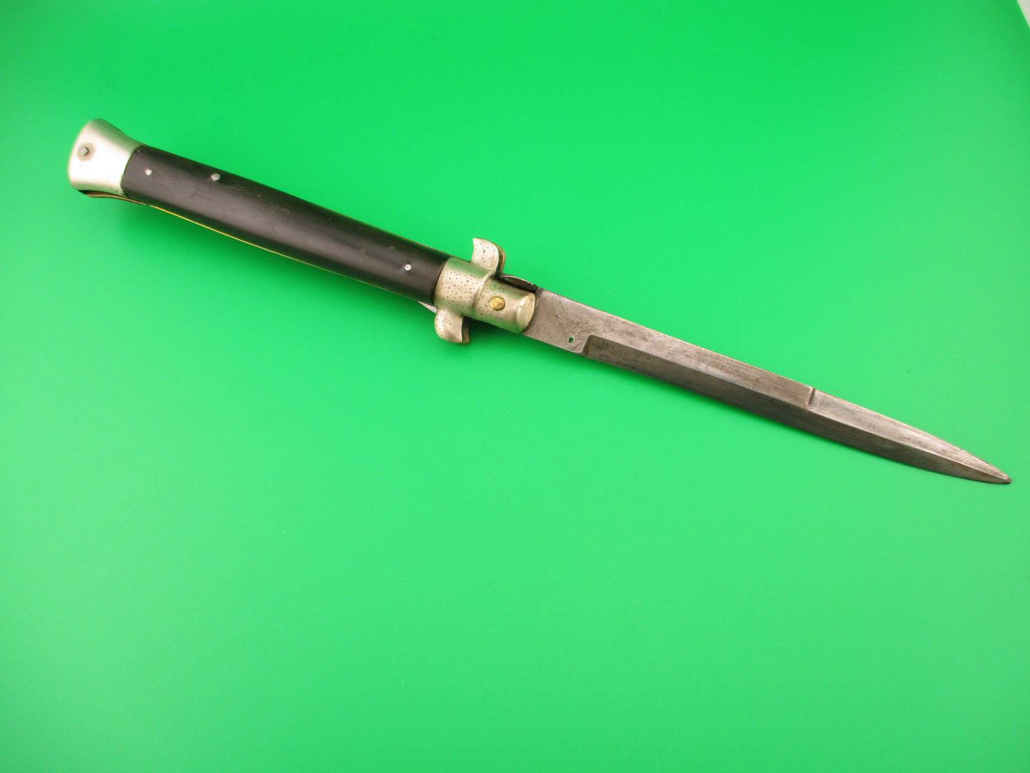 Sterile 28cm Italian picklock 1950s vintage black horn automatic knife unusual locking tab