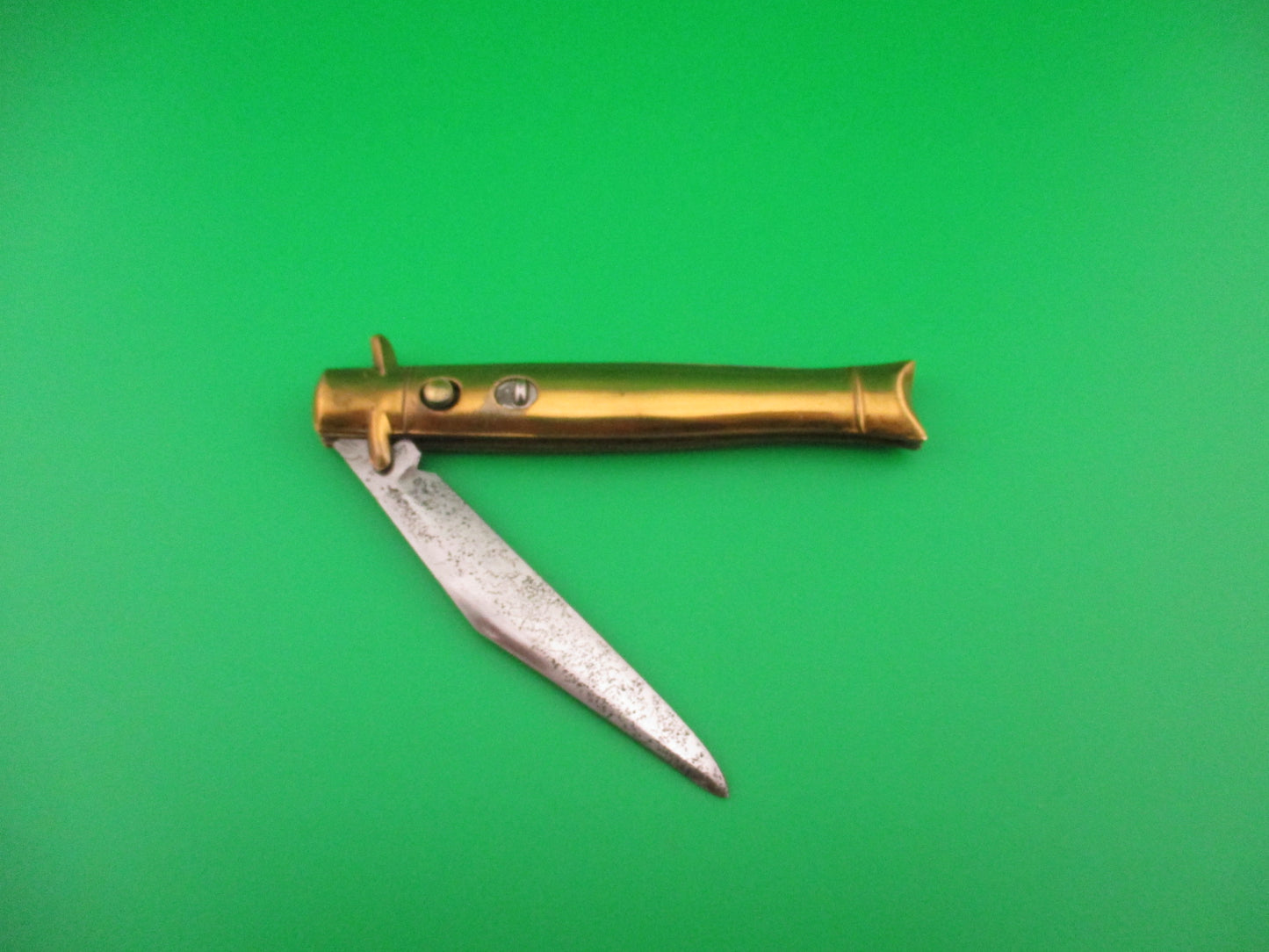 Edgemaster Brassy Bowtie fishtail vintage 1940s automatic knife