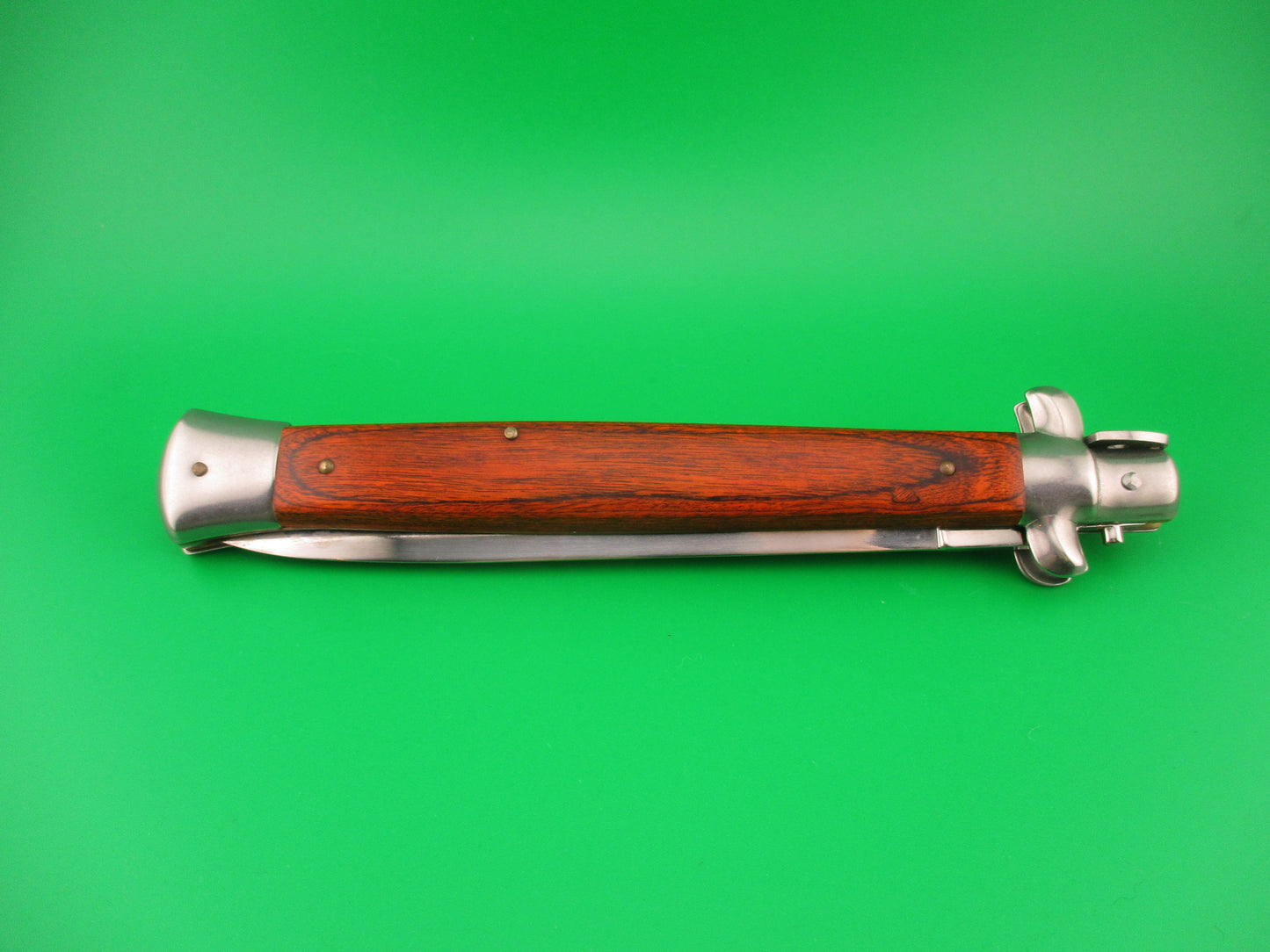 AKC MADE IN ITALY STAINLESS STEEL 33cm Italian wood swivel bolster switchblade