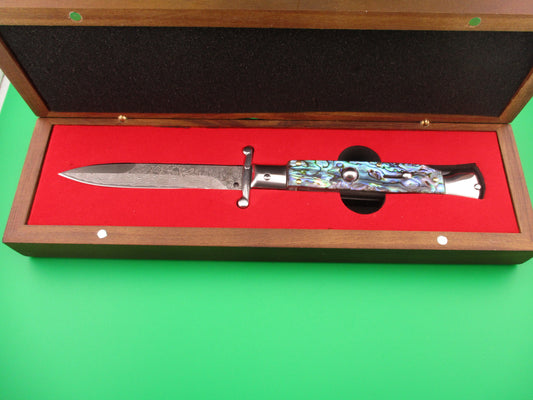 z AKC World 23cm Italian Swing Guard Damascus automatic knife in Wooden box