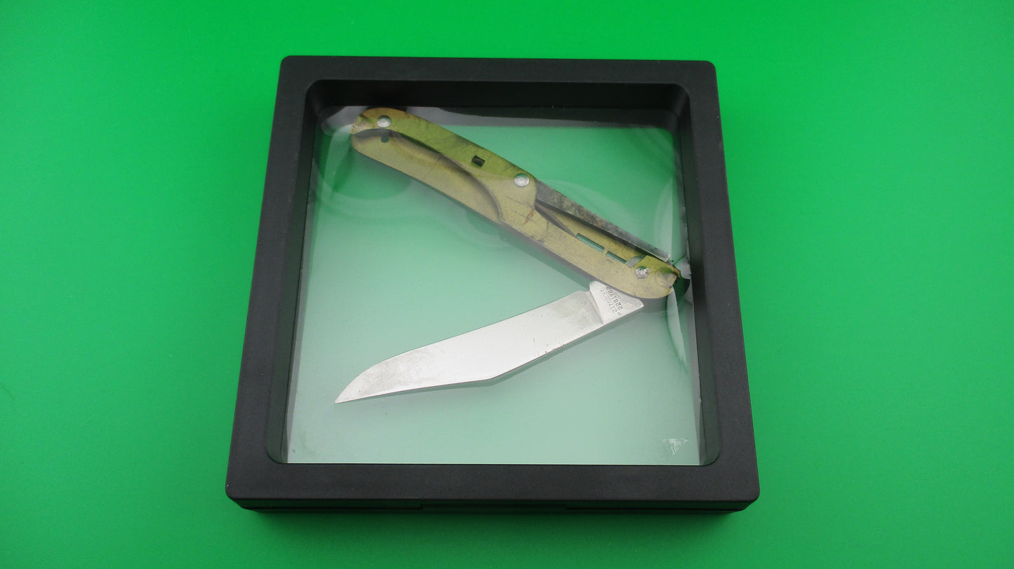 Hammer Brand Utility Jack Research Factory knife in display