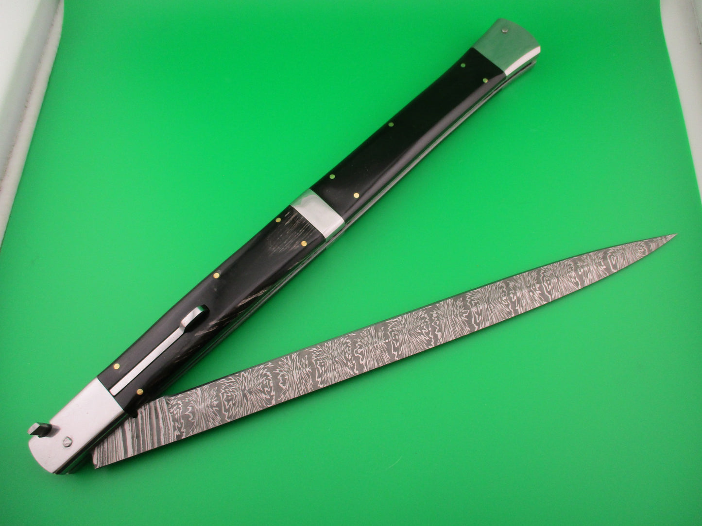 Large Custom 61cm (24 inch) Italian Prioletta Monster Damascus & Horn Automatic knife Huge