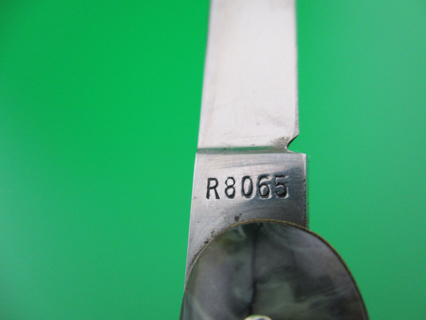 Remington R8065 double switchblade with etch