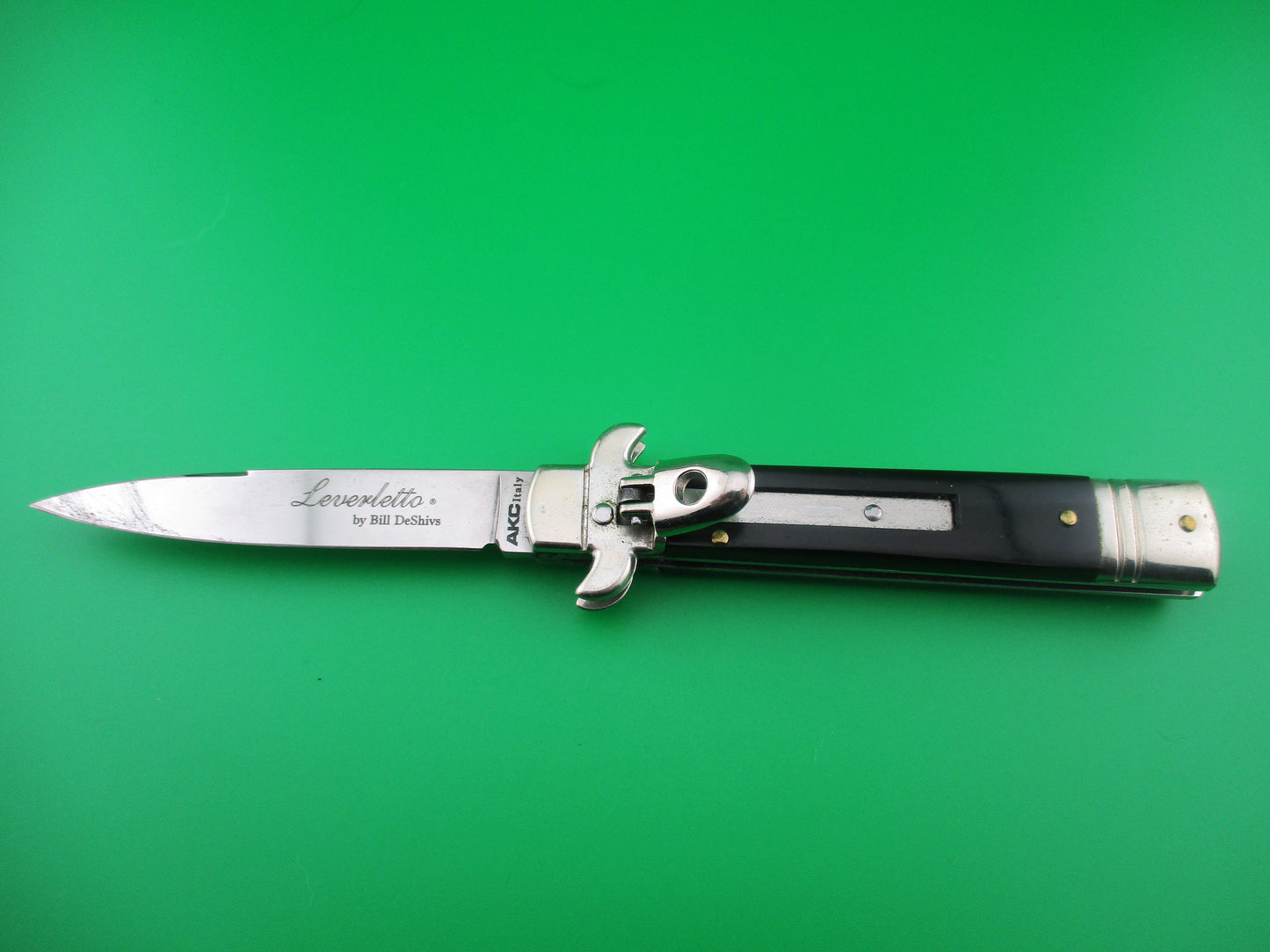 Leverletto by Bill DeShivs Italian lever switchblade