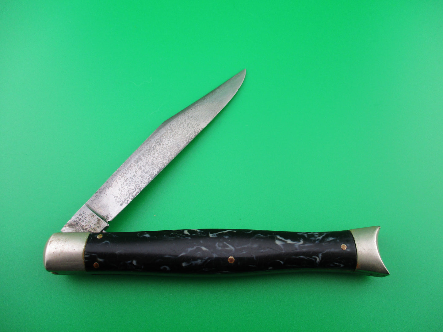 Schrade Cut Co fishtail Coffee & Cream celluloid switchblade