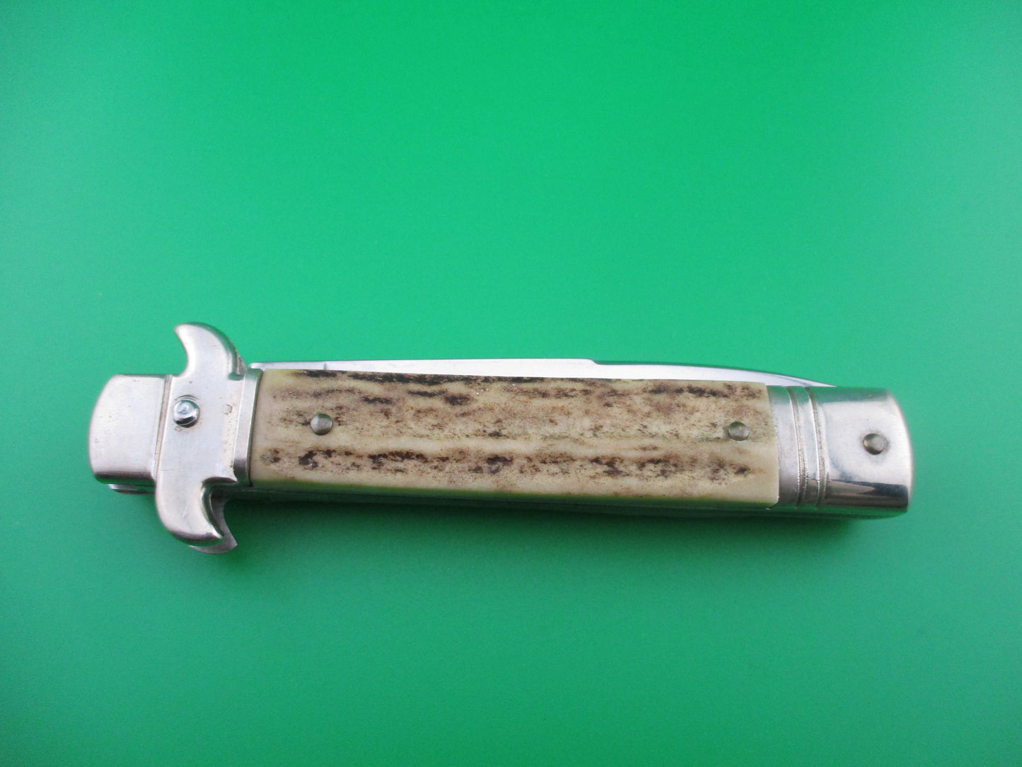 Leverletto Italian lever stag switchblade