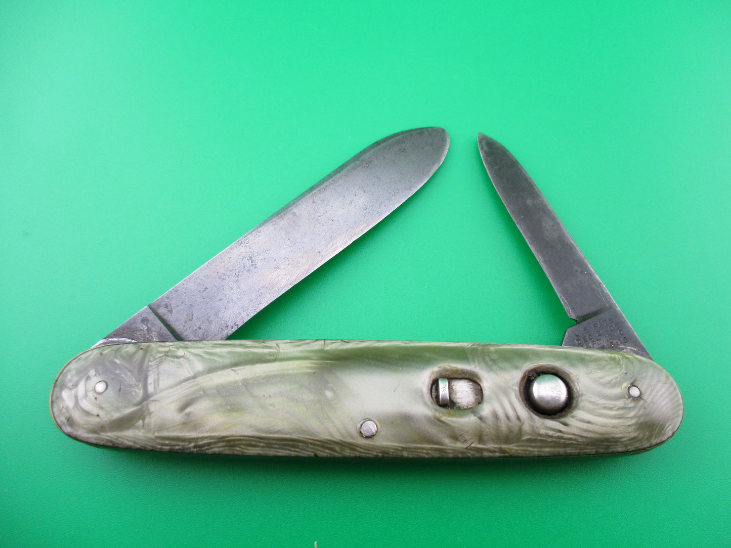 Schrade Cut Co Large Double Smoked Pearl