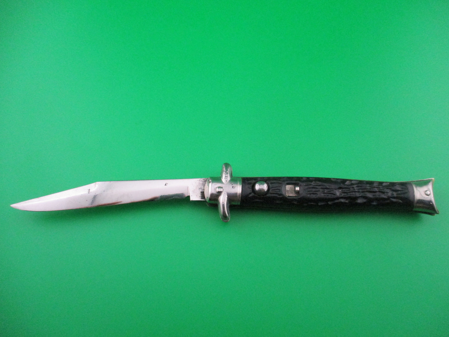 Colonial SHUR-SNAP bowtie Black switchblade