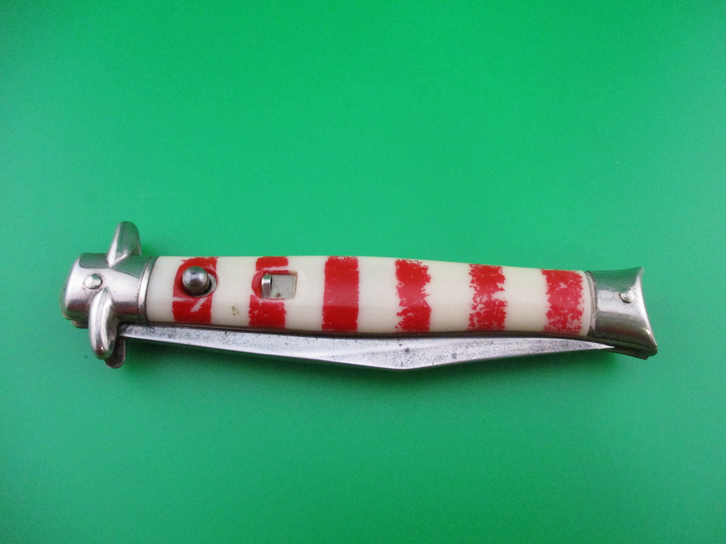 Colonial SHUR-SNAP Barbershop bowtie switchblade