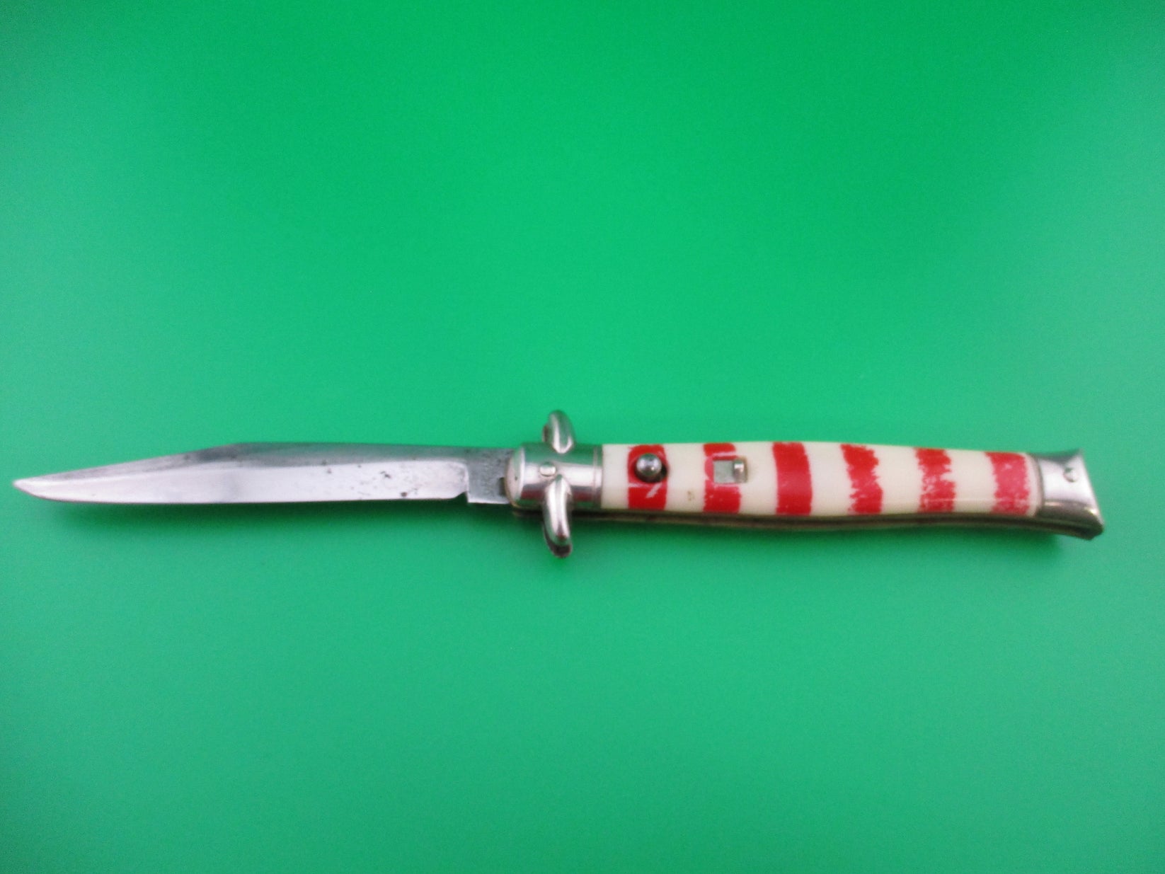 Colonial SHURSNAP bowtie switchblade Apple Valley Knives