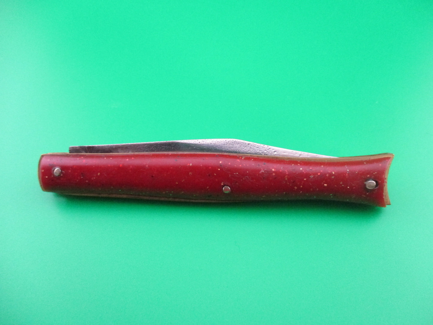 Edgemaster Fishtail Red Sparkle switchblade