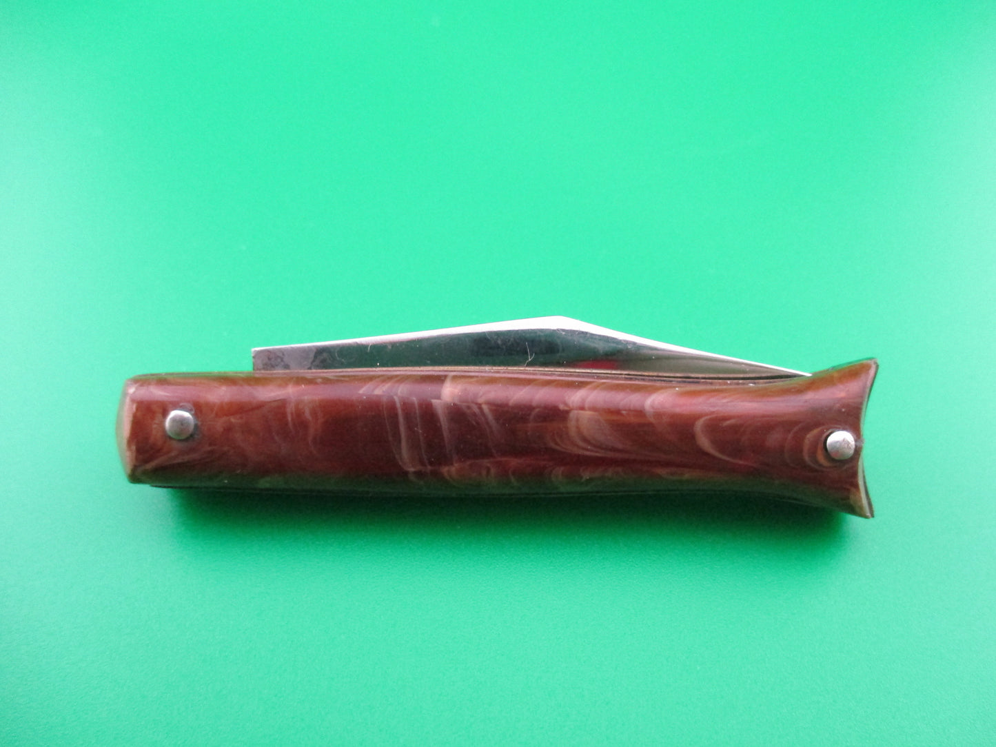 Colonial SNAPPY Rootbeer Mini Fishtail switchblade