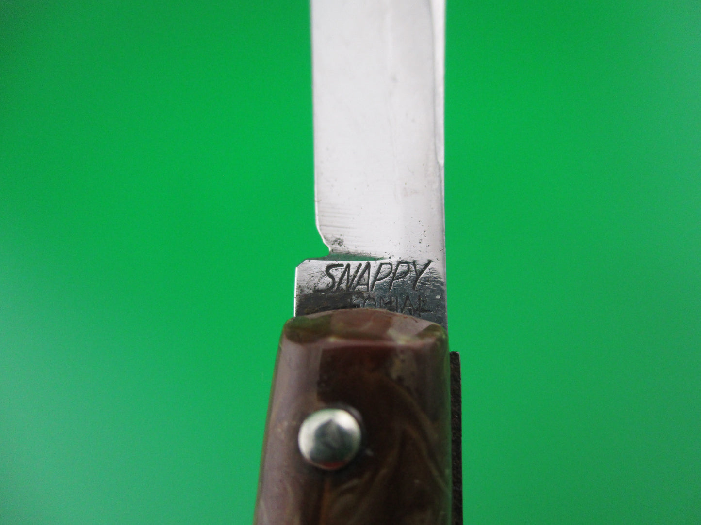 Colonial SNAPPY Rootbeer Mini Fishtail switchblade