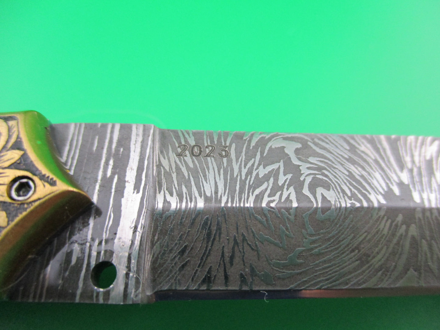 Damascus Custom Eagle Engraved automatic knife