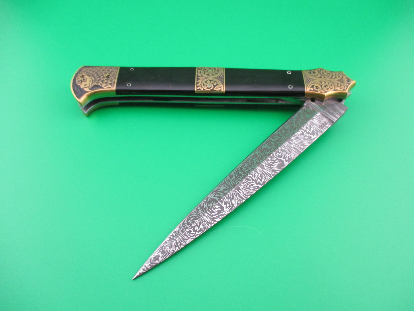 Damascus Custom Eagle Engraved automatic knife