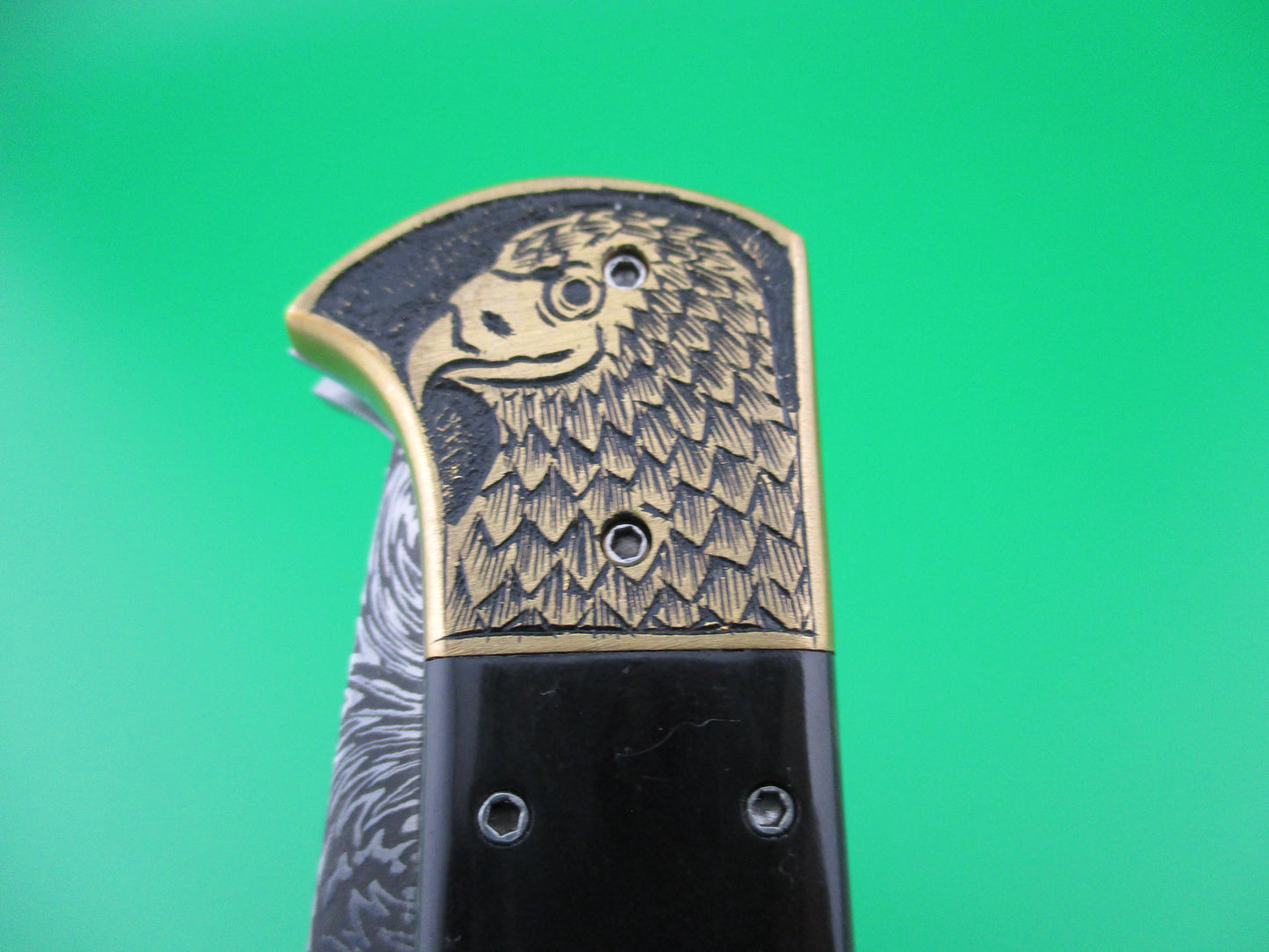 Damascus Custom Eagle Engraved automatic knife