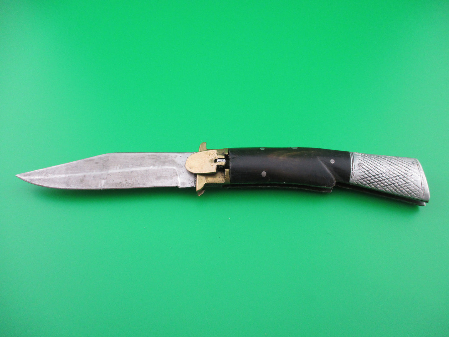 Indian Gunstock Lever switchblade knife