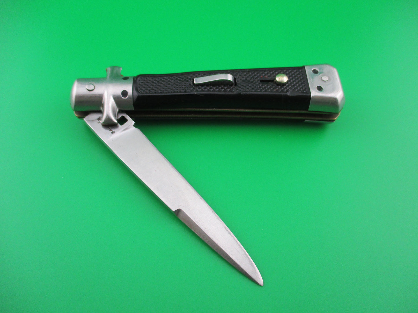 French Bargeon Inox 18.5cm automatic knife w/guards