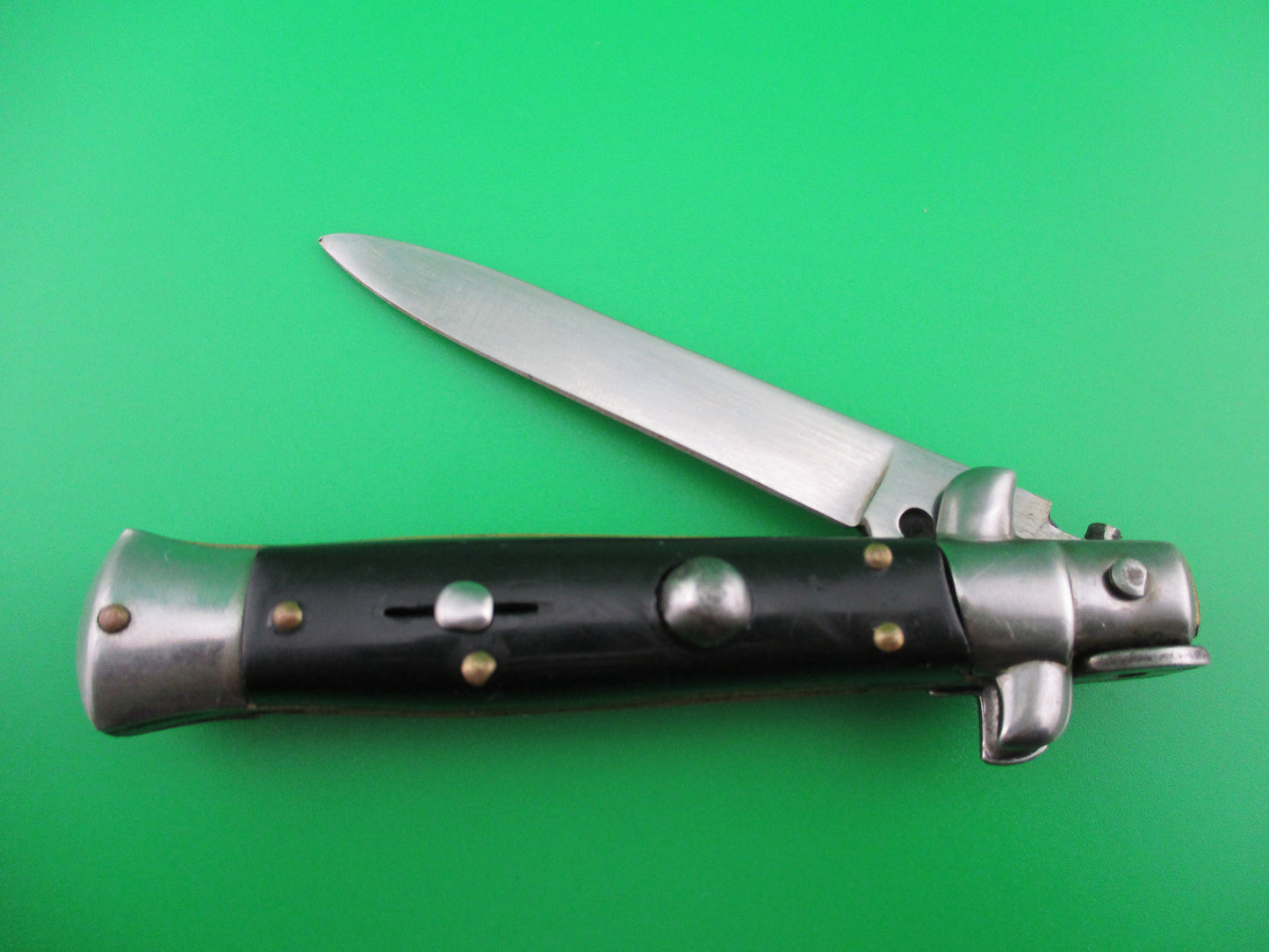 z Rostfrei 18cm Italian swivel bolster automatic knife