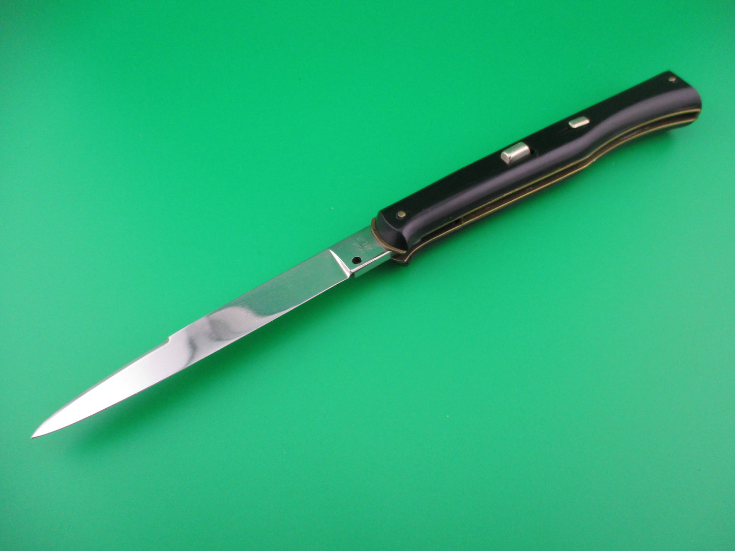 INOX PATENT 24cm Italian Ackermannchen style Black switchblade