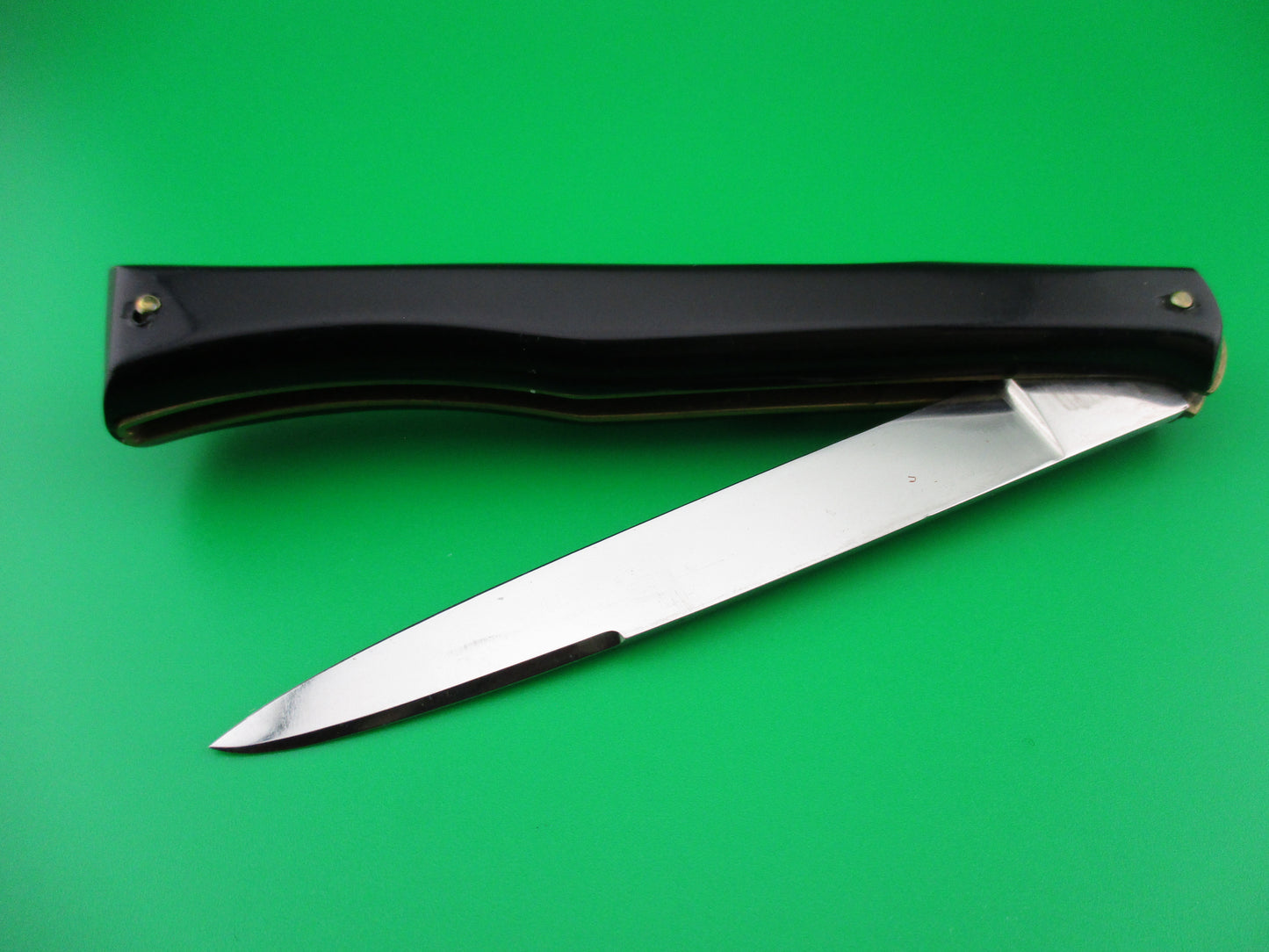 INOX PATENT 24cm Italian Ackermannchen style Black switchblade