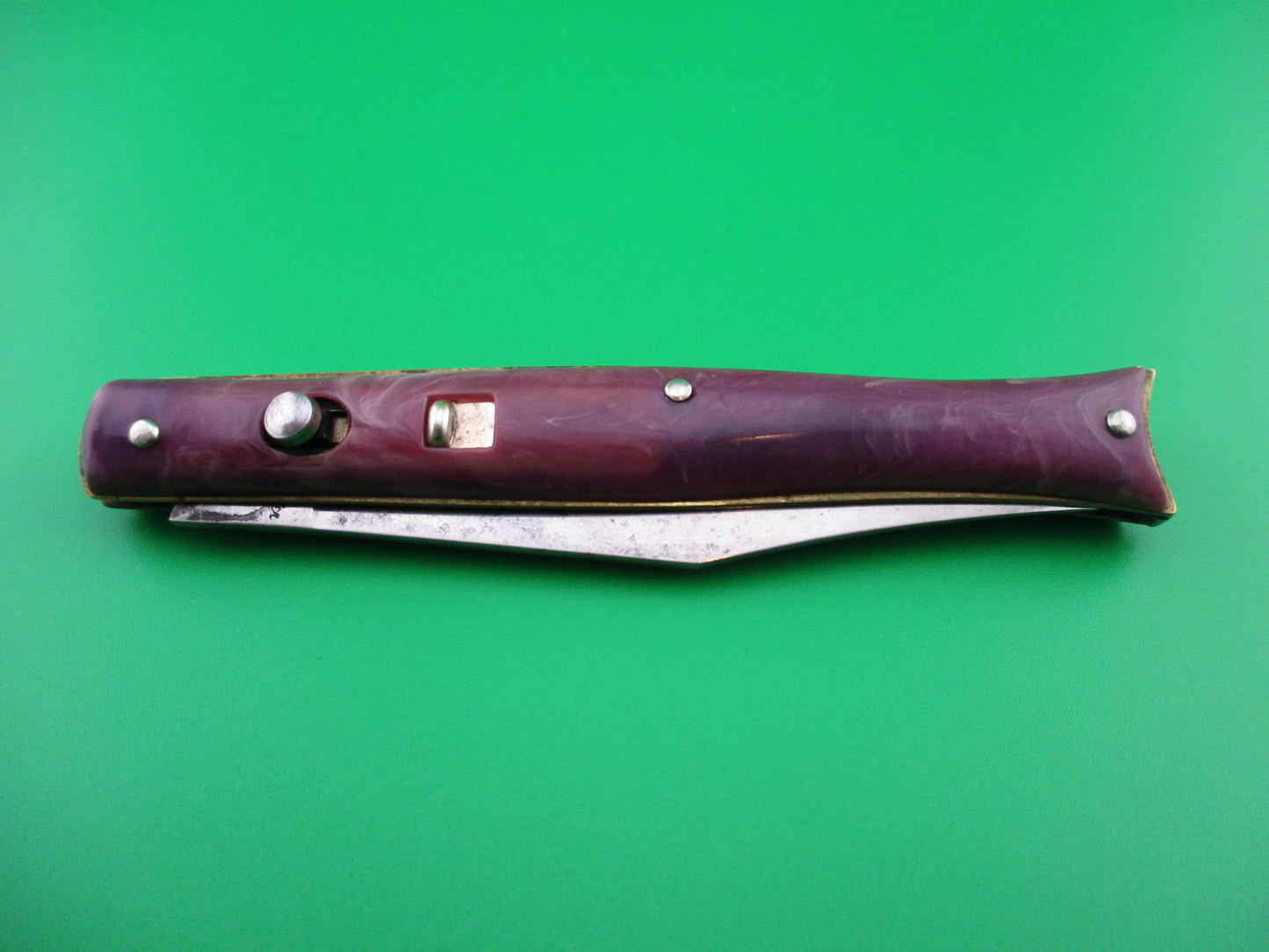 Edgemaster Fishtail Purple swirl 1950s American switchblade