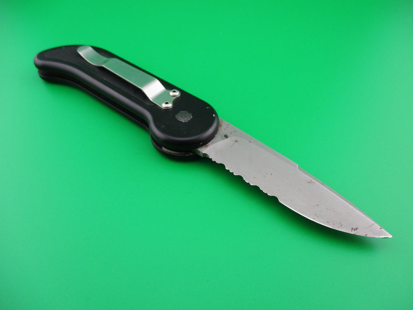 Paragon ATKO 3 Semi serrated blade automatic knife