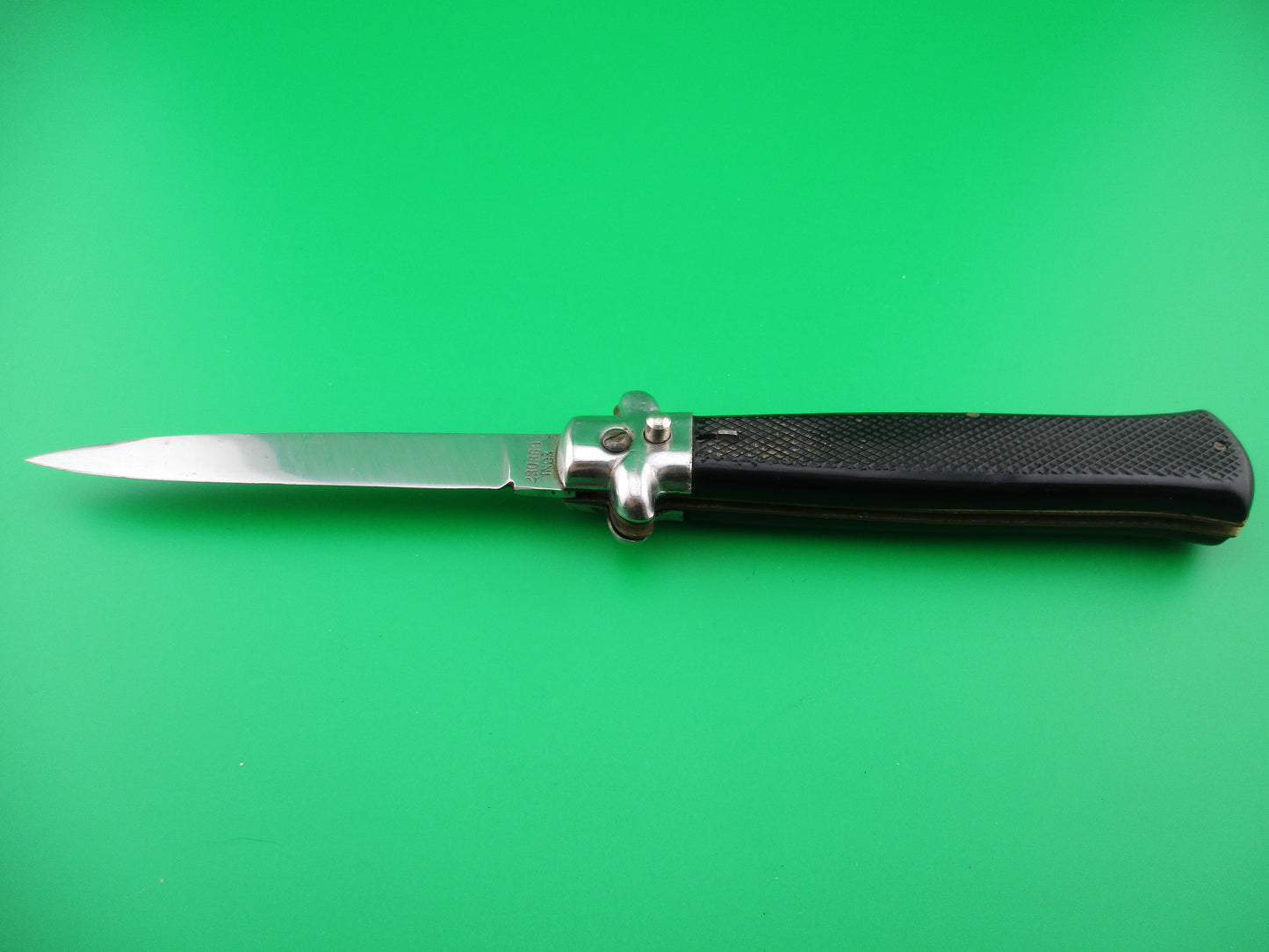 Spanish 23cm INOX Bolster Button automatic knife with finger guards