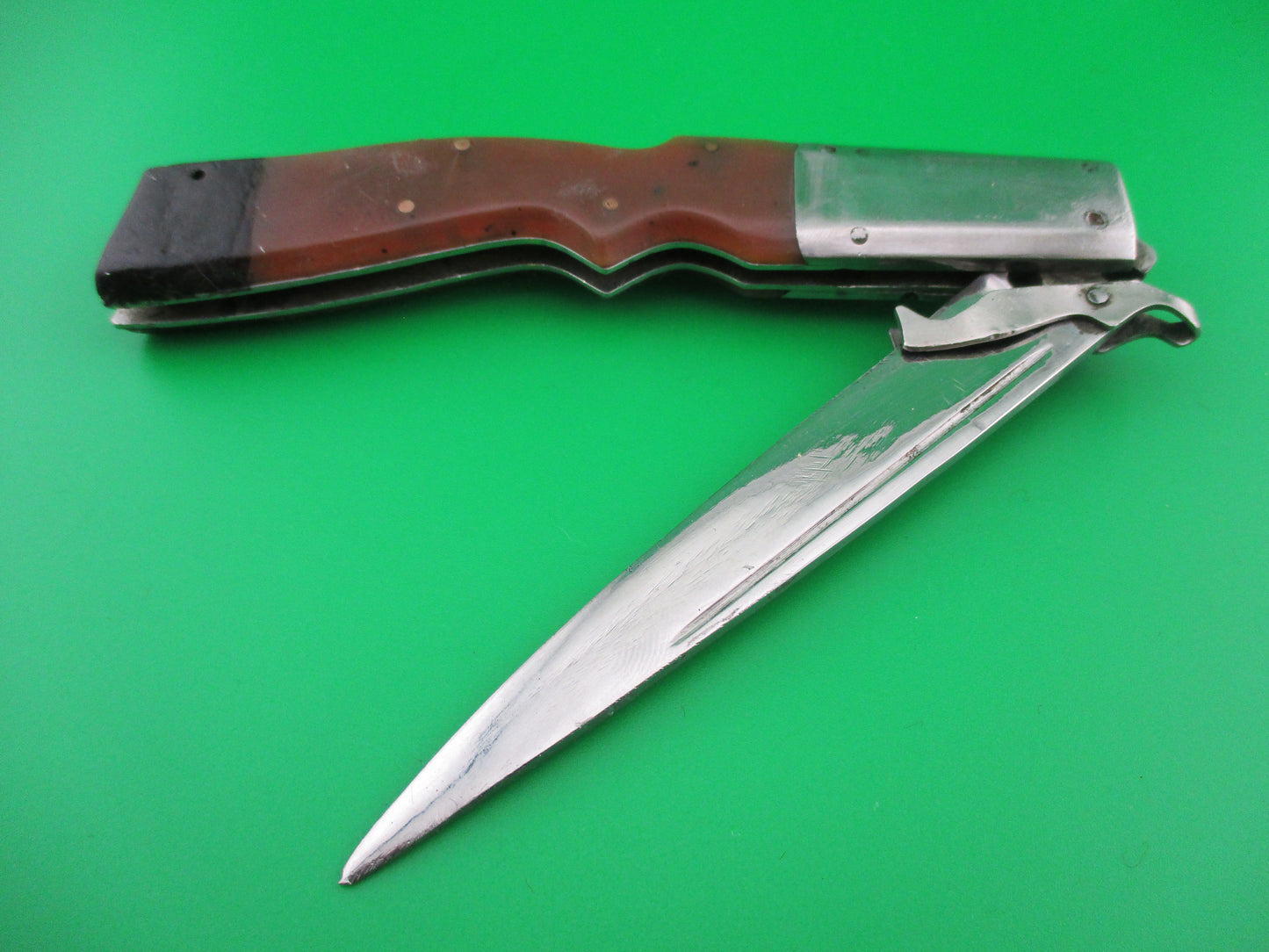 RPK 23cm Russian Prison Knife Vintage Gunstock Swing Guard switchblade