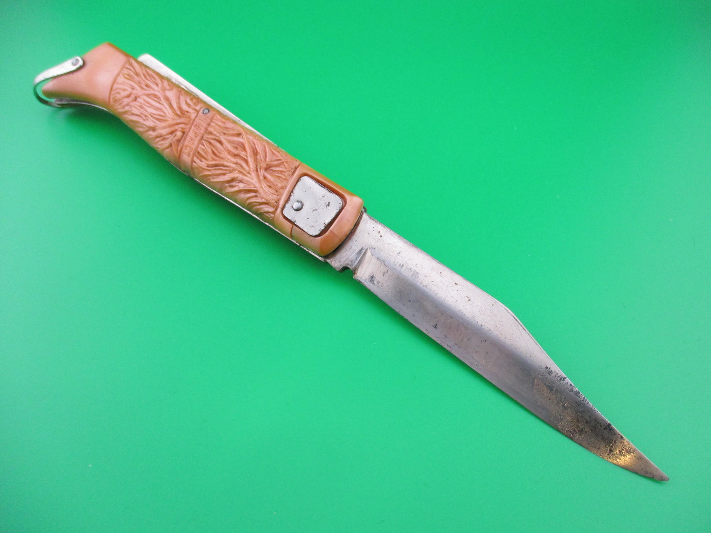 Russian 22cm Tourist Souvenir switchblade Peach colored Hoof knife