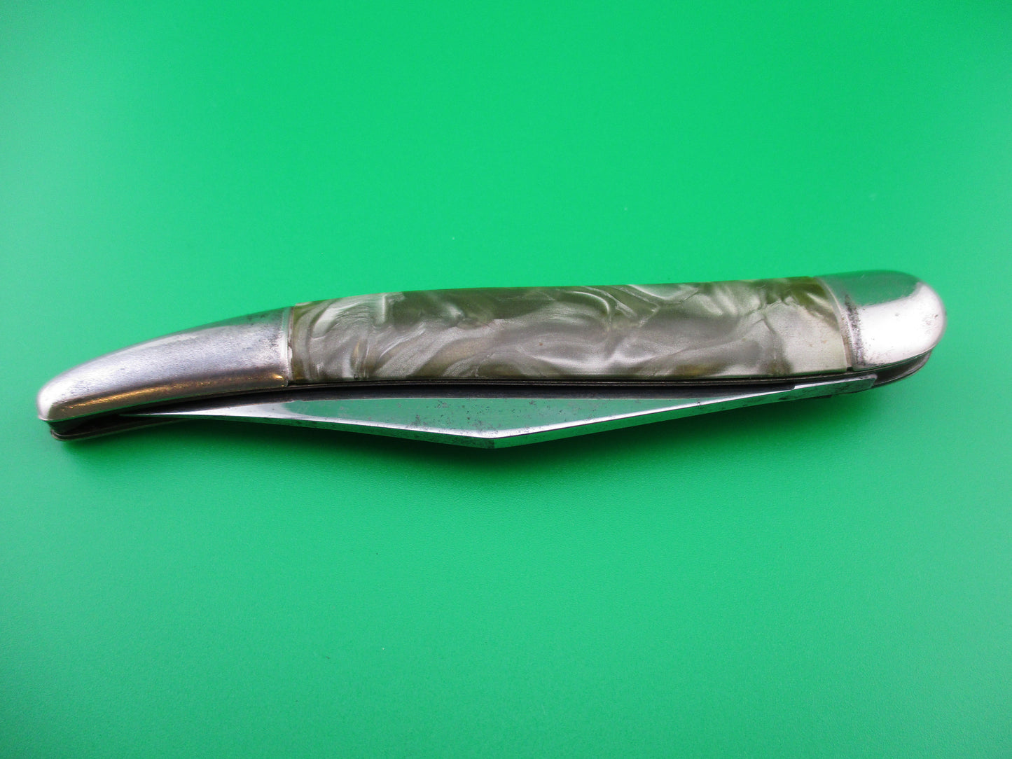 Hammer Brand Imperial Toothpick Silver Pearl & Cream 1950s vintage switchblade