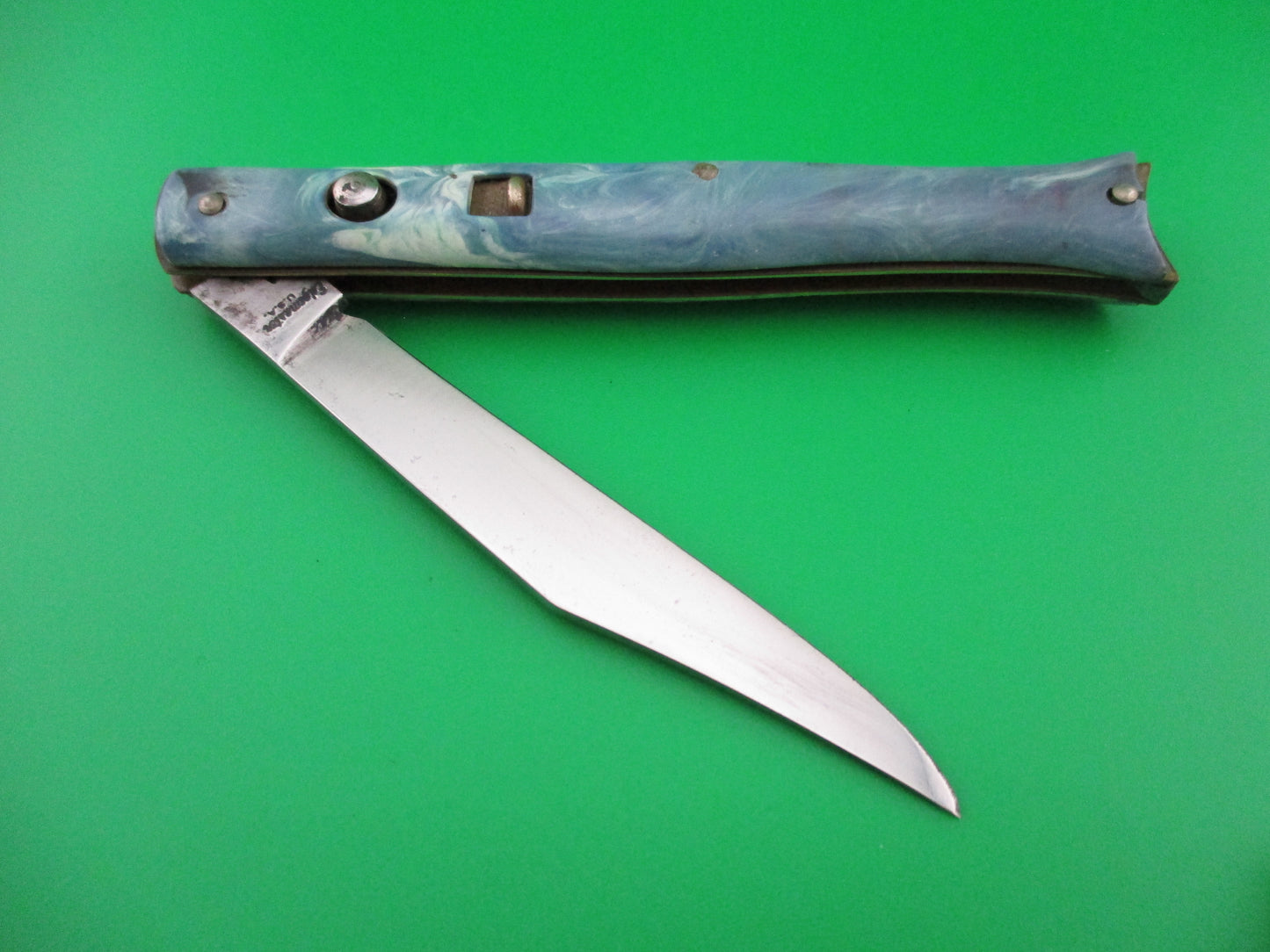 Edgemaster Fishtail Blue Pink swirl 1950s vintage switchblade