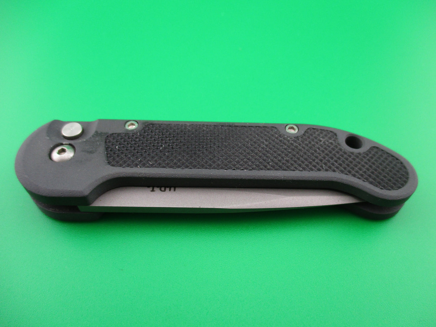 MICROTECH Mini U.D.T. Semi serrated bead blast finish automatic knife