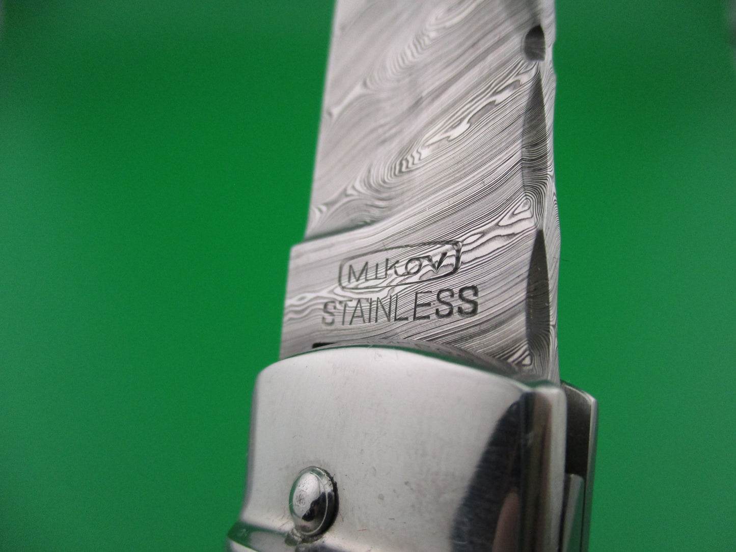 MIKOV STAINLESS STEEL Wildcat Stag Damascus Lever automatic knife