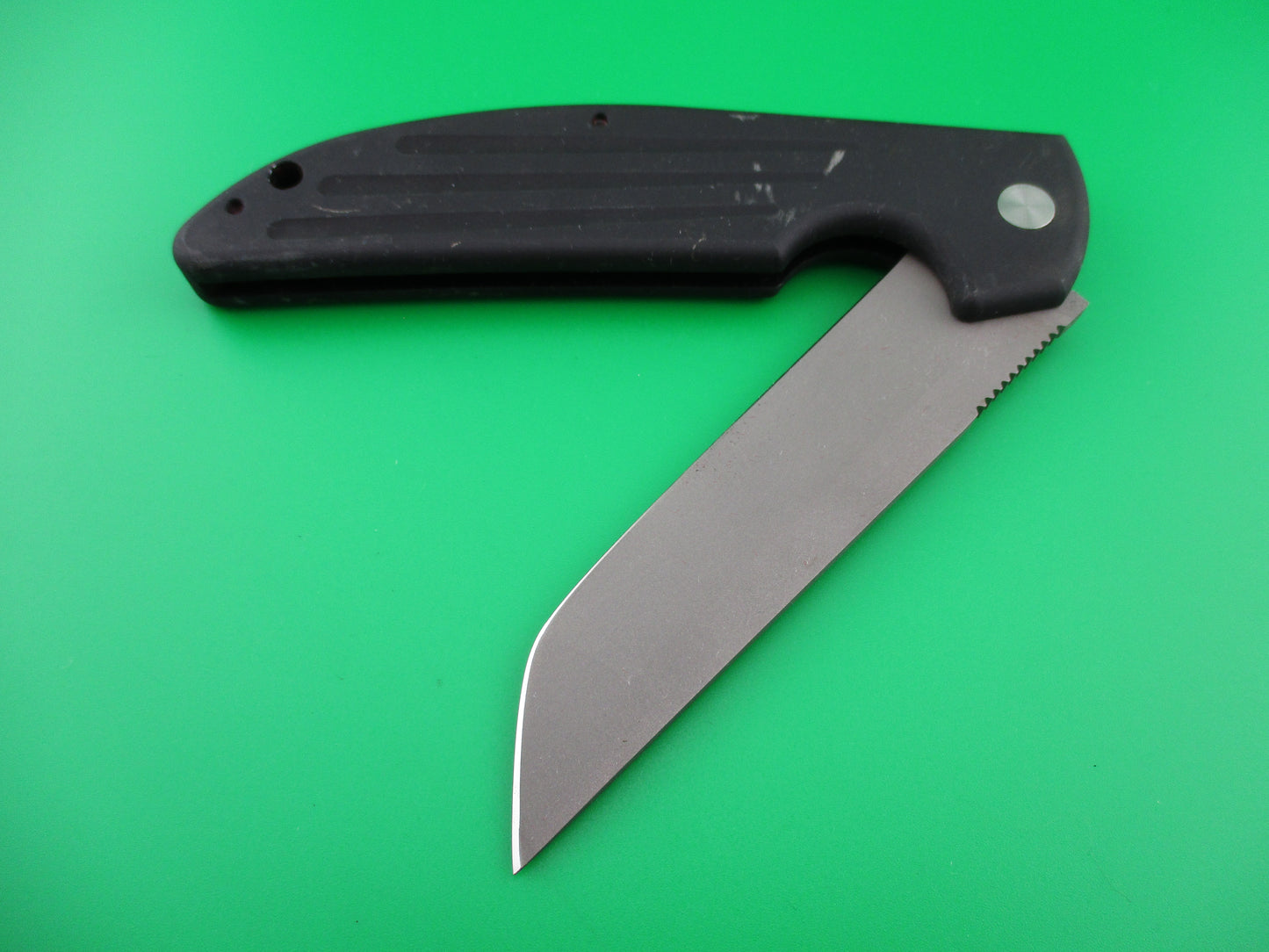 z BENCHMADE 7500 9 inch Tsunami Tanto blade automatic knife