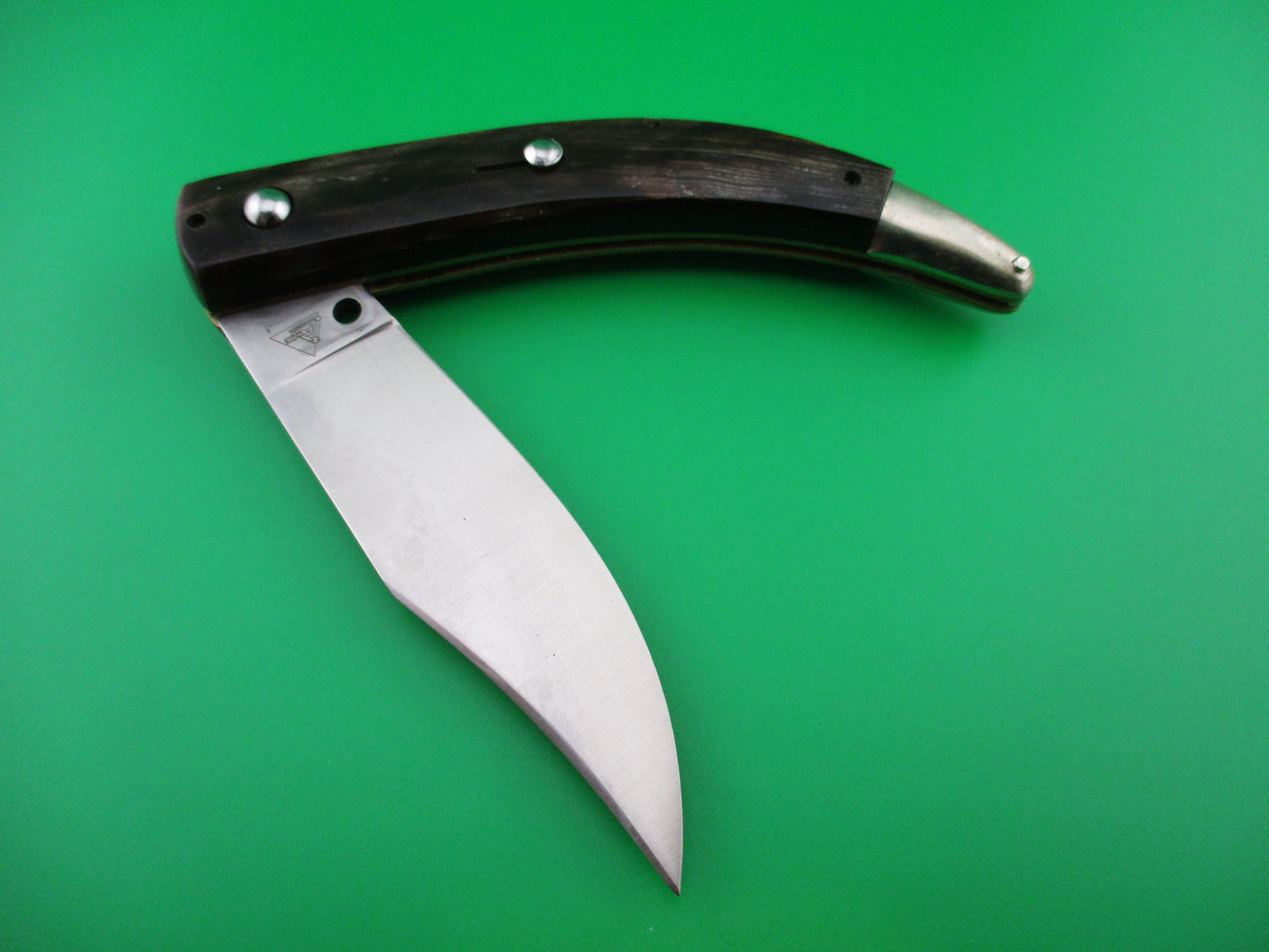 AKC 22cm Italian Catalana style curved switchblade knife
