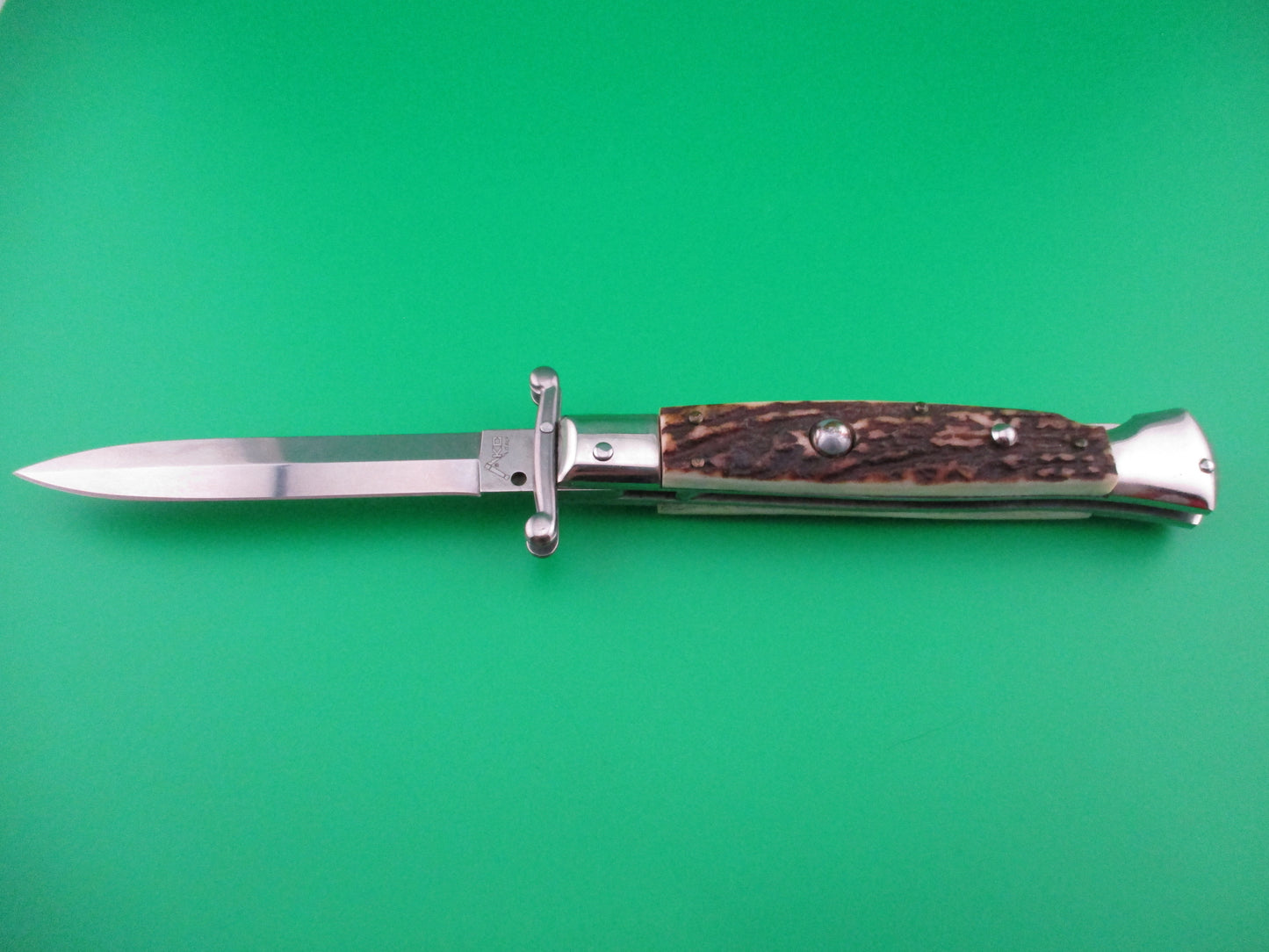 AKC ITALY 23cm Dagger Grind Stag Swing Guard lockback automatic knife
