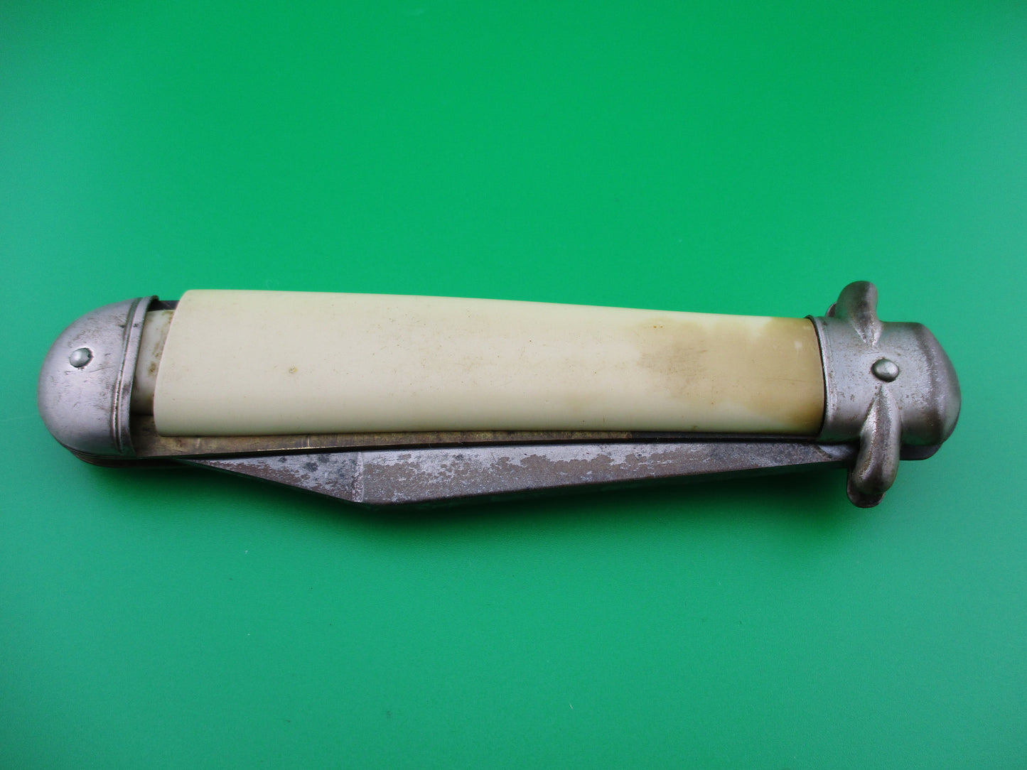 COLONIAL SHUR SNAP JUMBO JACK #3301 Cream automatic knife